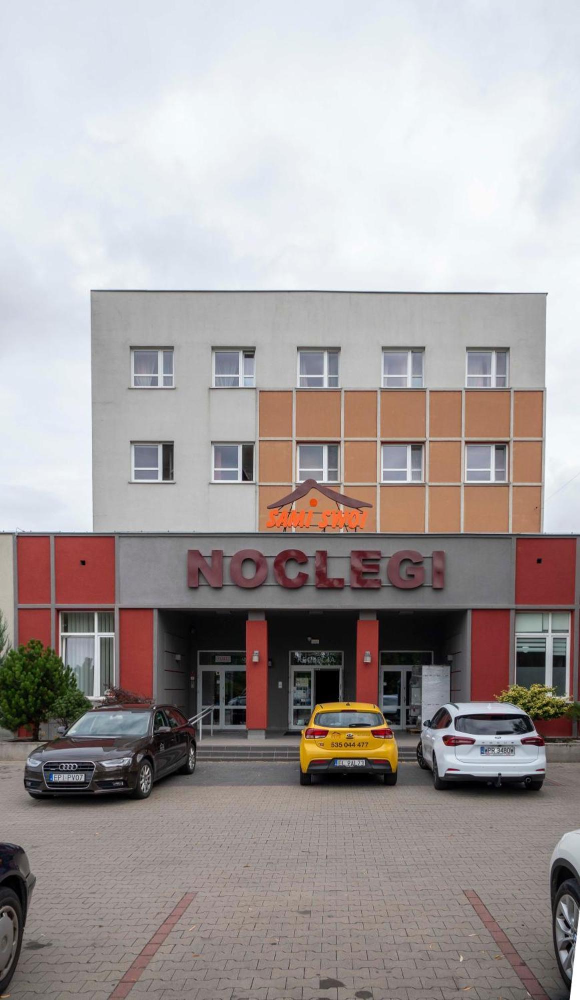 Albergue Sami Swoi Kutno Exterior foto